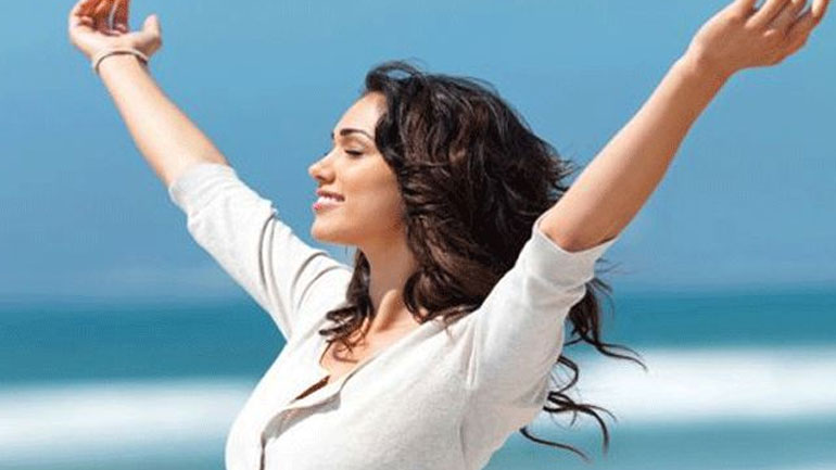 Πώς η θερμοκρασία μπορεί να μας χαλάσει αλλά και να μας φτιάξει τη διάθεση